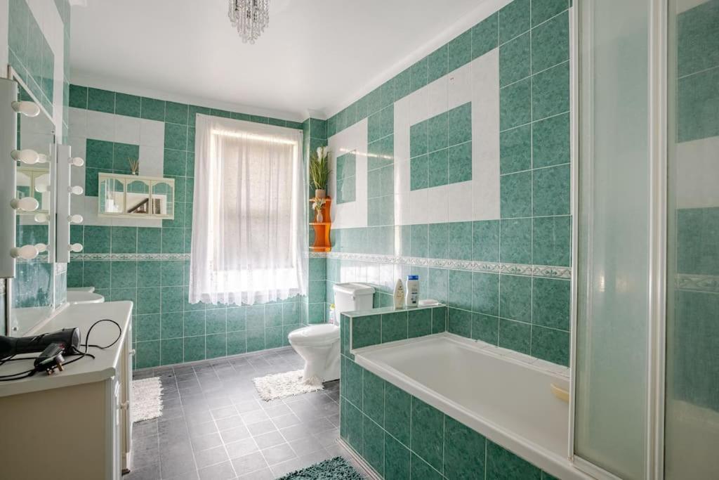 North Denes Villa Great Yarmouth Room photo
