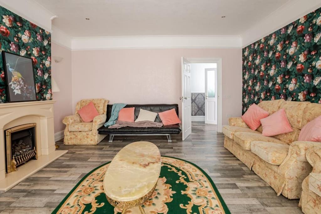 North Denes Villa Great Yarmouth Room photo